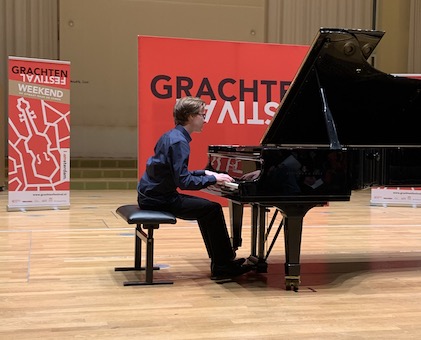 Martin Kaptein at the piano during the Grachtenfestival